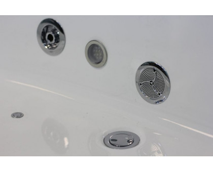 Ванна акриловая Cerutti SPA C-401 150х150 см с гидромассажем